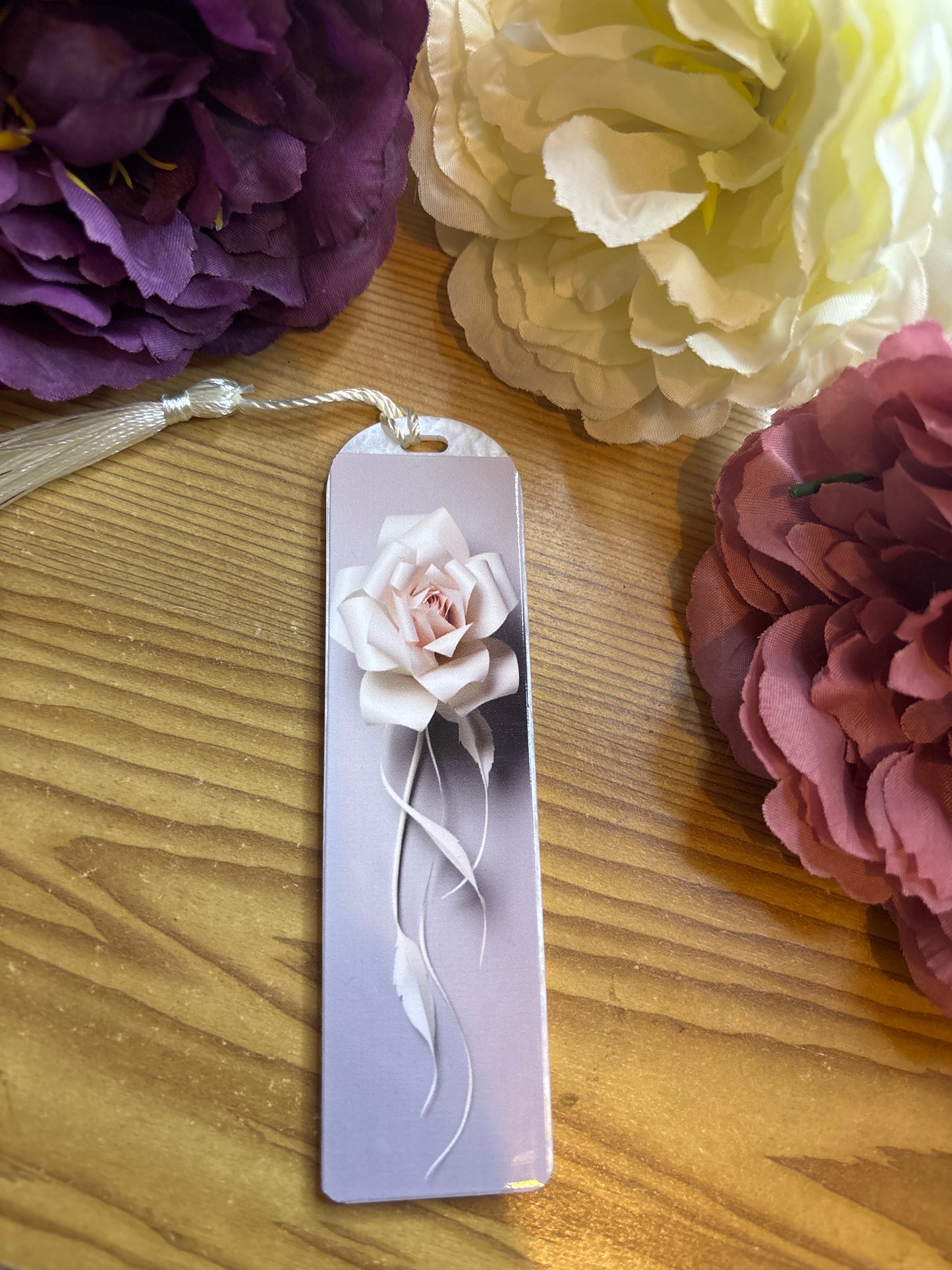 White rose bookmark